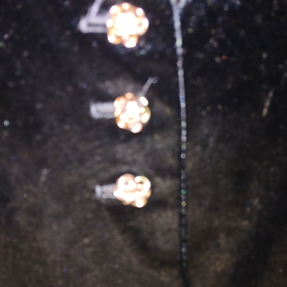 BEAUTIFUL PLUS SIZE JACKET WITH GOLD BUTTONS - Picture 3 of 5